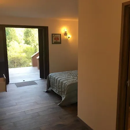 Oree Du Maquis 6 Personnes