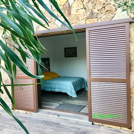 A L'oree Du Maquis 6 Personnes Bonifacio (Corsica)