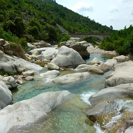 A L'oree Du Maquis 6 Personnes * Bonifacio (Corsica)