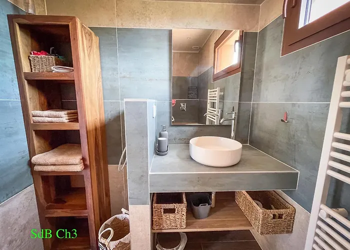 A L'oree Du Maquis 6 Personnes * Bonifacio (Corsica)