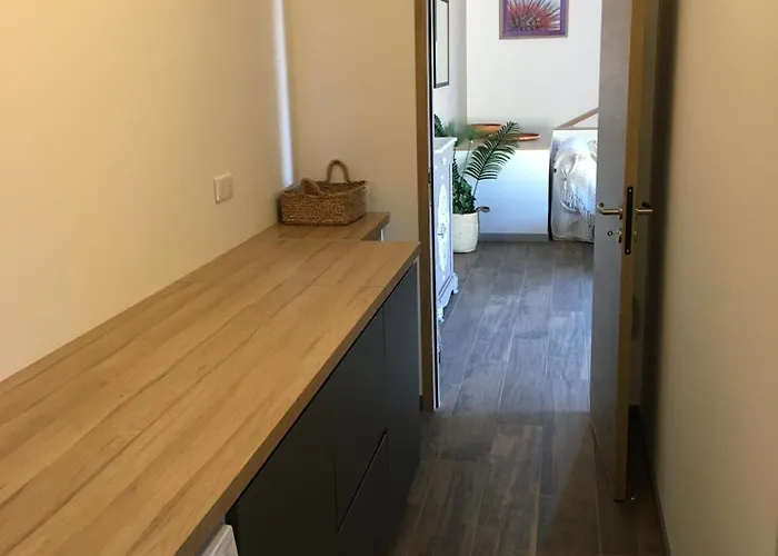 A L'oree Du Maquis 6 Personnes Bonifacio (Corsica)