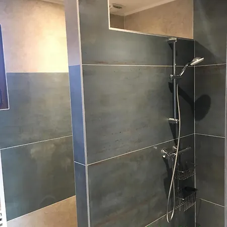 A L'oree Du Maquis 6 Personnes * Bonifacio (Corsica)