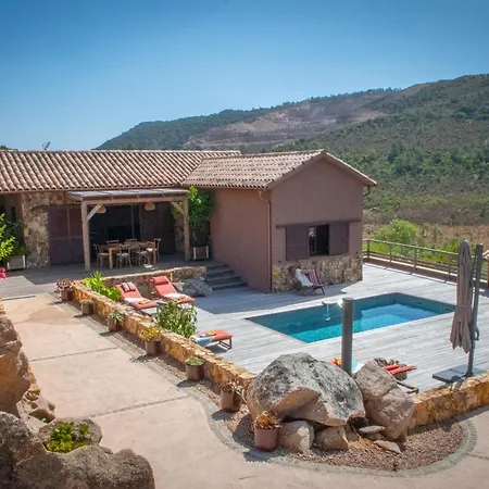 A L'orée Du Maquis 6 Personnes * Bonifacio (Corsica)