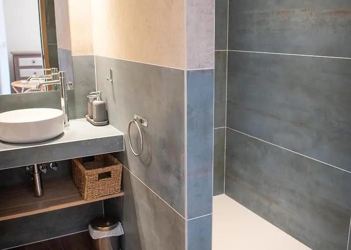 A L'oree Du Maquis 6 Personnes Bonifacio (Corsica)